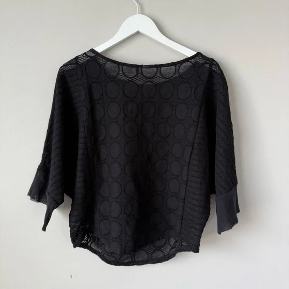Anthropologie Akemi + Kin Black Sheer Dolman Sleeve Blouse Top Black Size Medium - Picture 6 of 7